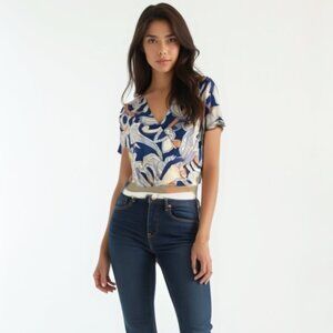 ❤️ NWT Reitmans Floral faux wrap Top L